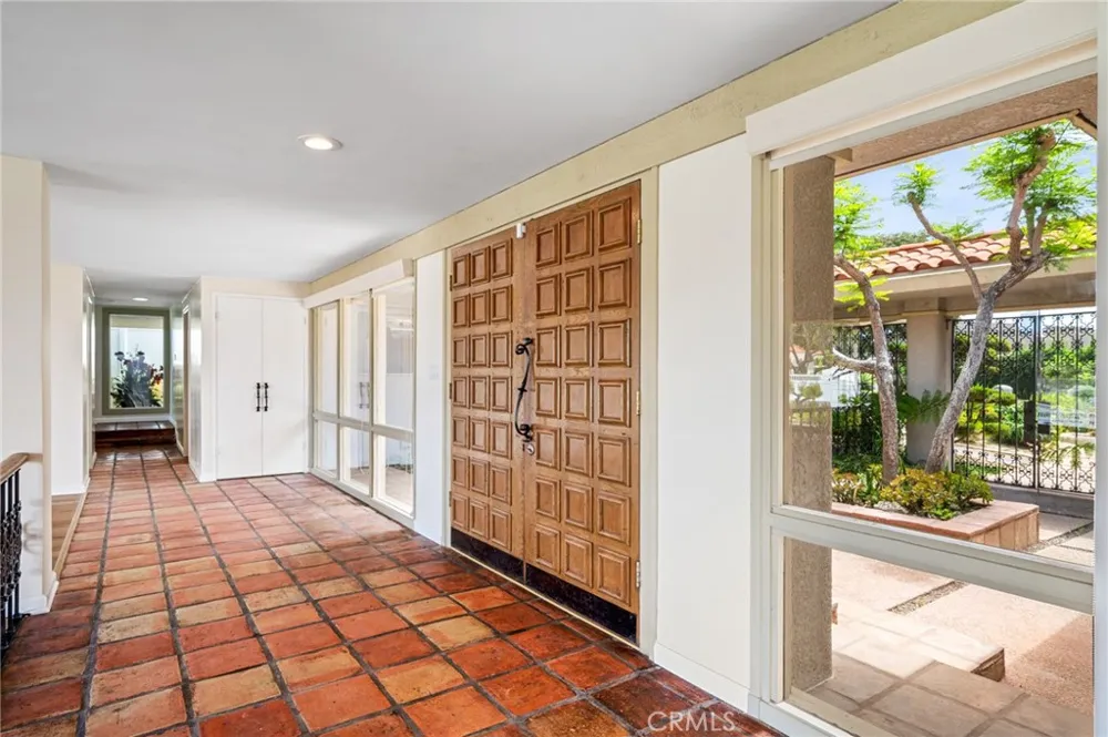 7117 Avenida Altisima Rancho Palos Verdes, CA 90275