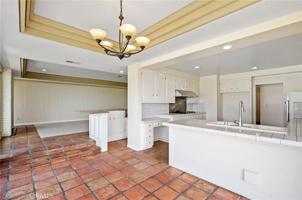 7117 Avenida Altisima Rancho Palos Verdes, CA 90275