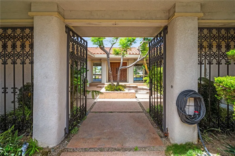 7117 Avenida Altisima Rancho Palos Verdes, CA 90275