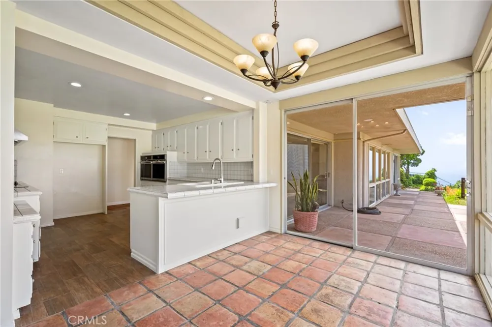 7117 Avenida Altisima Rancho Palos Verdes, CA 90275