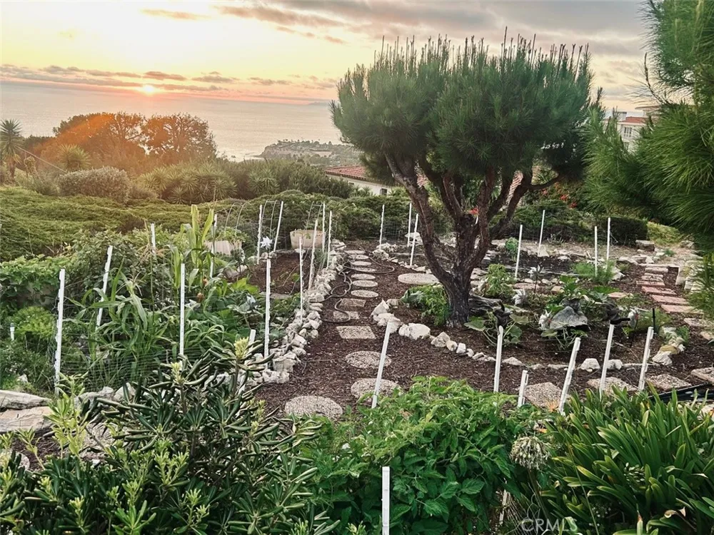 7117 Avenida Altisima Rancho Palos Verdes, CA 90275