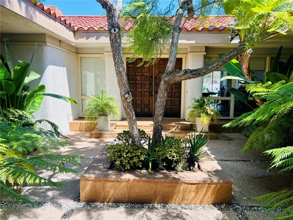 7117 Avenida Altisima Rancho Palos Verdes, CA 90275