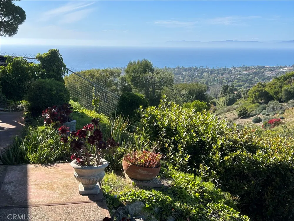 7117 Avenida Altisima Rancho Palos Verdes, CA 90275