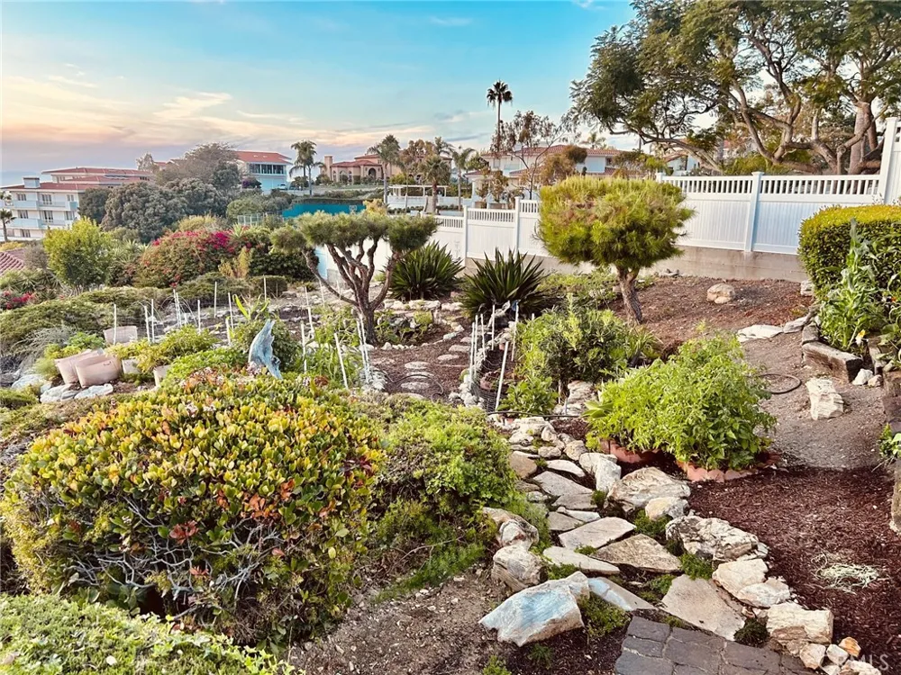 7117 Avenida Altisima Rancho Palos Verdes, CA 90275