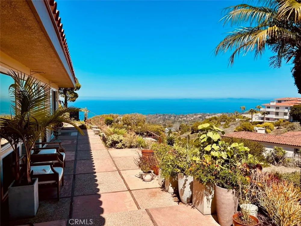 7117 Avenida Altisima Rancho Palos Verdes, CA 90275