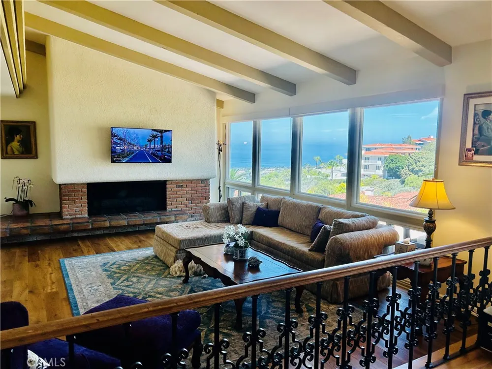 7117 Avenida Altisima Rancho Palos Verdes, CA 90275