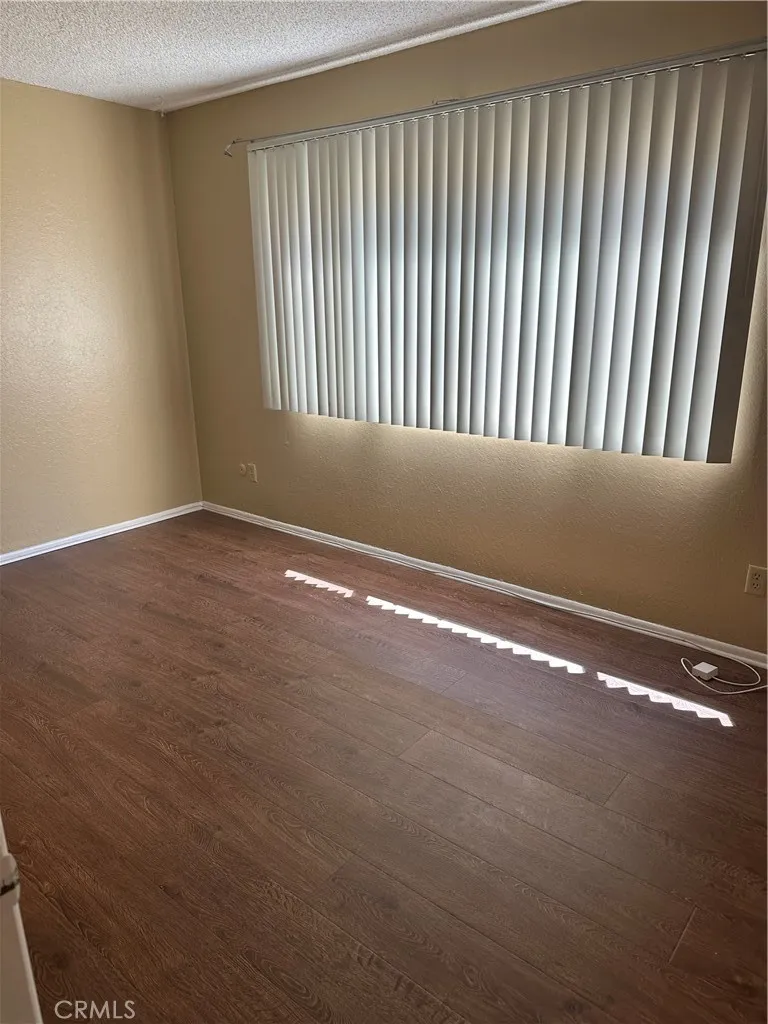683 W 12th #2 San Pedro, CA 90015