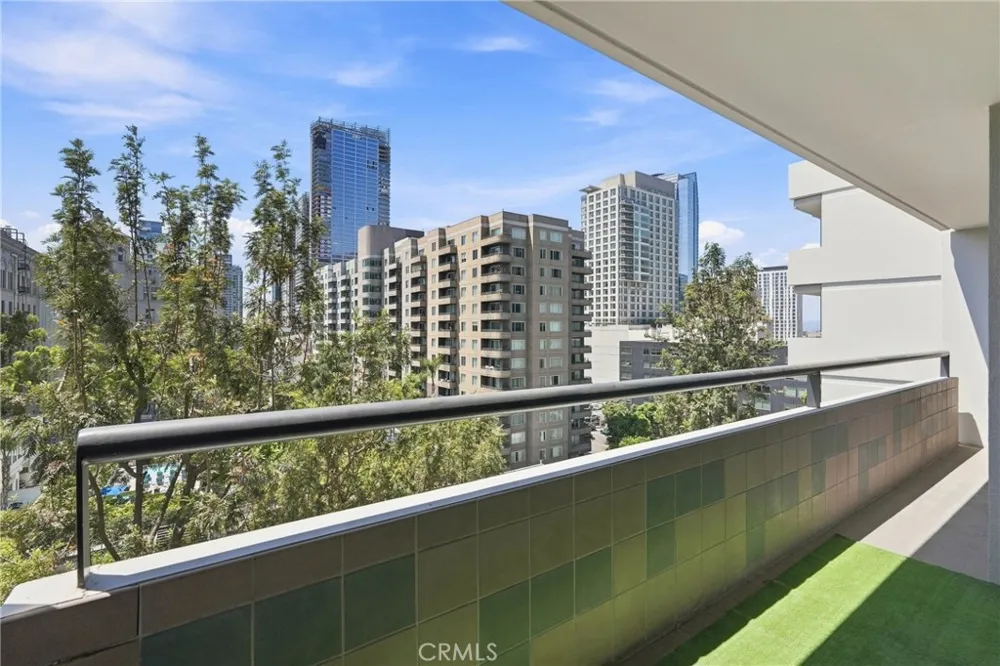 600 W 9th #910 Los Angeles, CA 90015