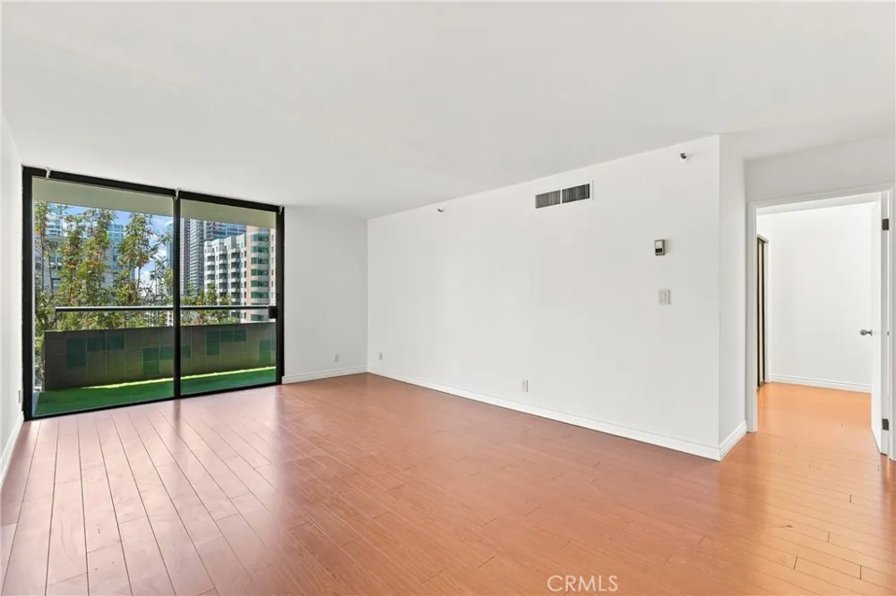 600 W 9th #910 Los Angeles, CA 90015