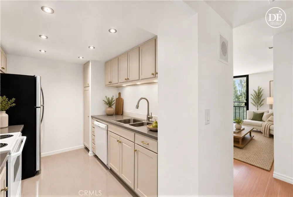 600 W 9th #910 Los Angeles, CA 90015