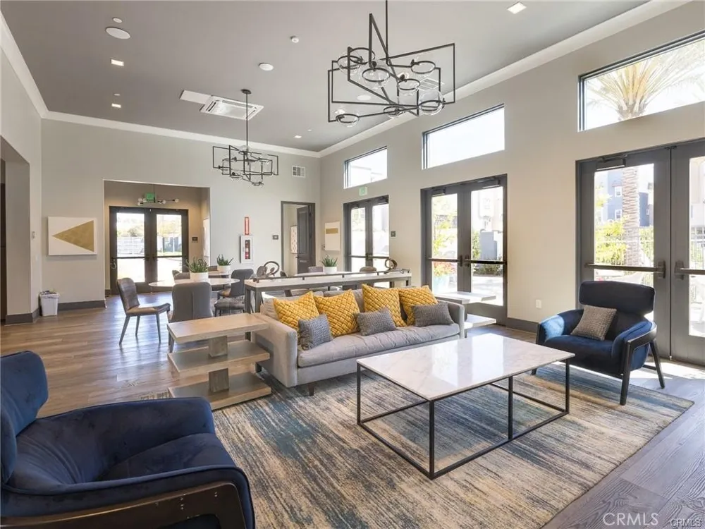 533 Daniel Freeman Circle Inglewood, CA 90301