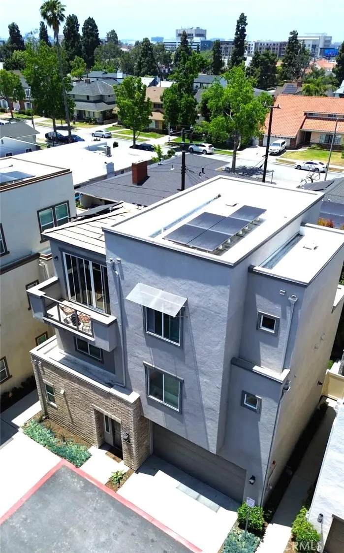533 Daniel Freeman Circle Inglewood, CA 90301