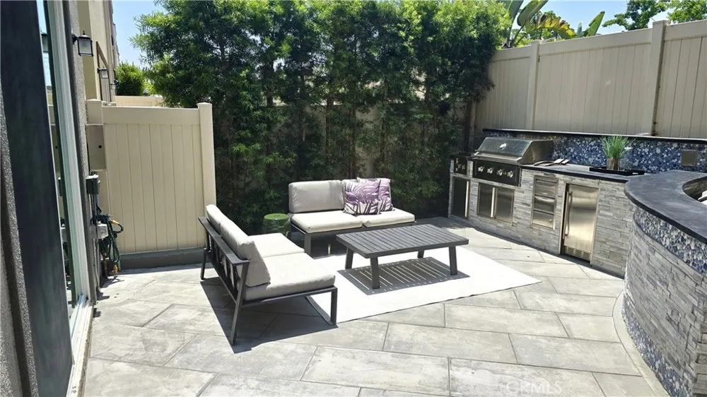 533 Daniel Freeman Circle Inglewood, CA 90301