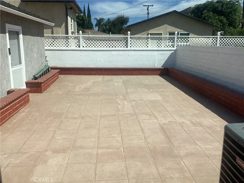 2519 El Dorado Torrance, CA 90503
