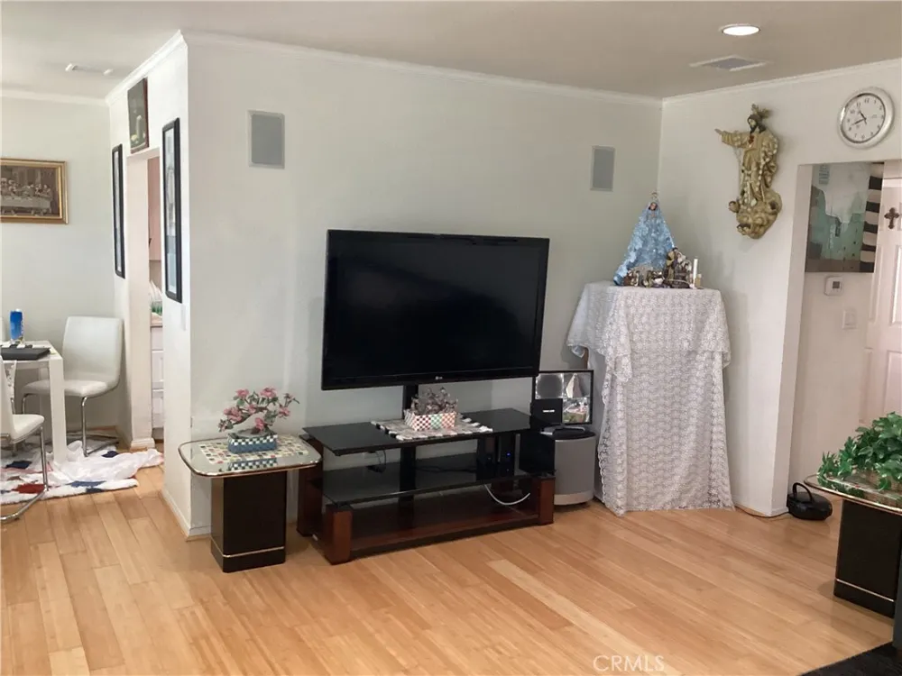 2519 El Dorado Torrance, CA 90503