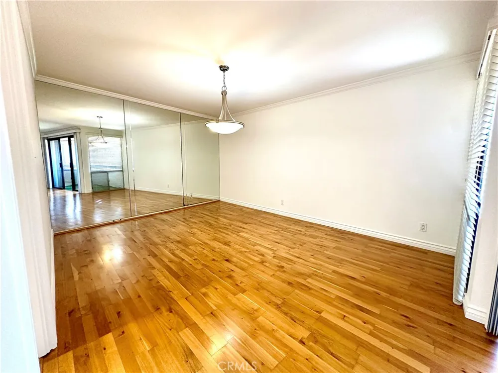 2545 Via Campesina #204 Palos Verdes Estates, CA 90274