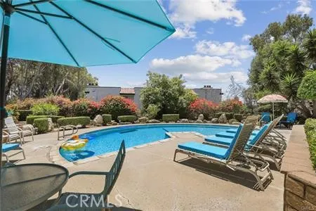 2662 E 20th Street #306 Signal Hill, CA 90755