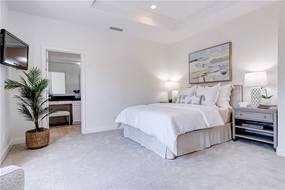 819 11th Manhattan Beach, CA 90266