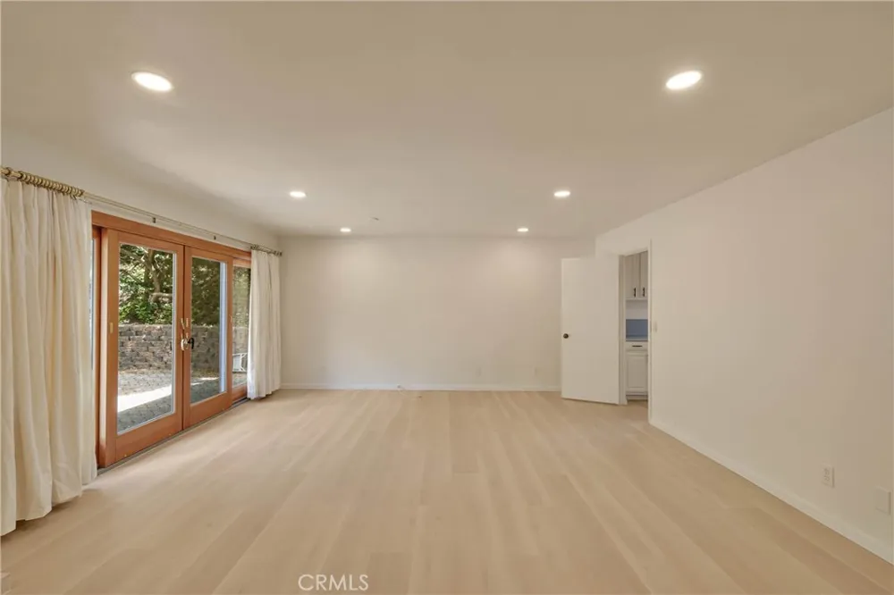 6551 Abbottswood Drive Rancho Palos Verdes, CA 90275