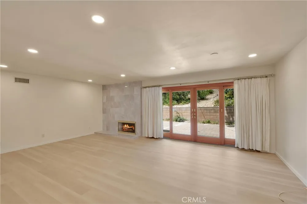 6551 Abbottswood Drive Rancho Palos Verdes, CA 90275