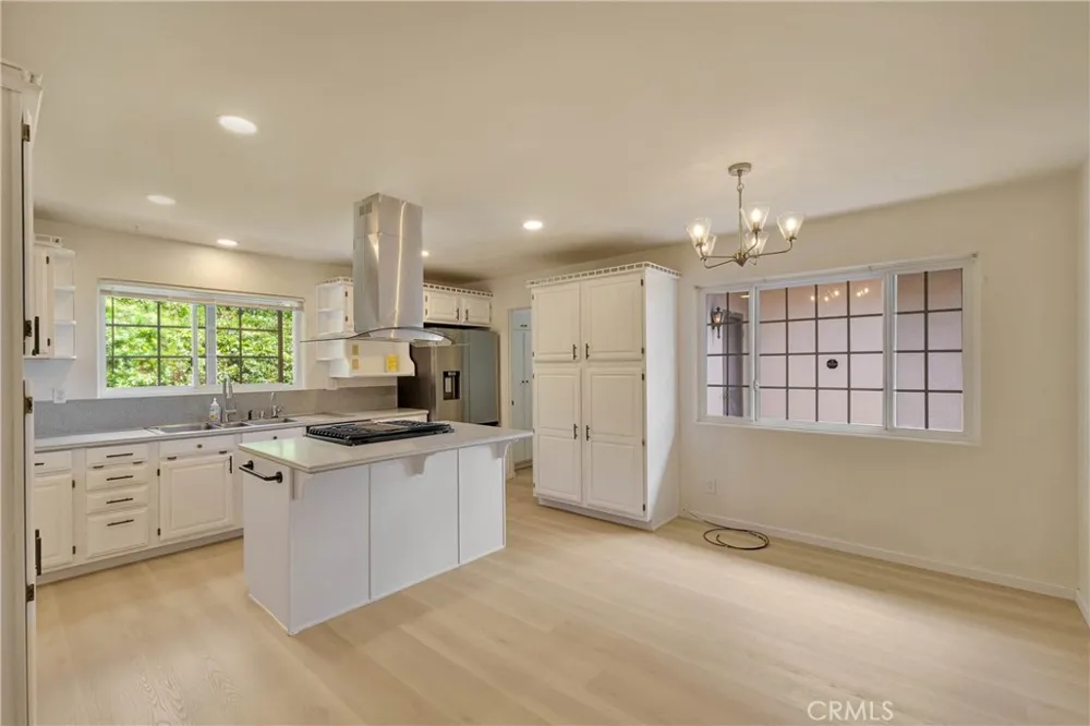 6551 Abbottswood Drive Rancho Palos Verdes, CA 90275