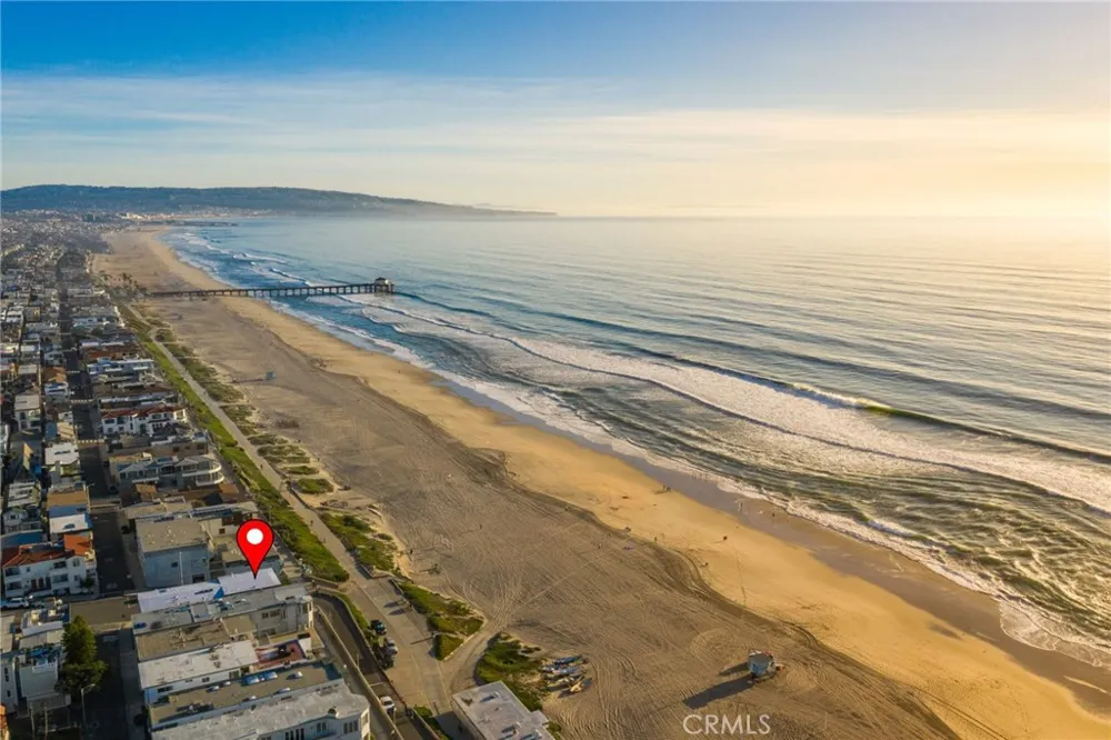 2200 The Strand #A Manhattan Beach, CA 90266