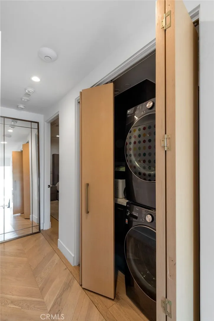 2200 The Strand #A Manhattan Beach, CA 90266
