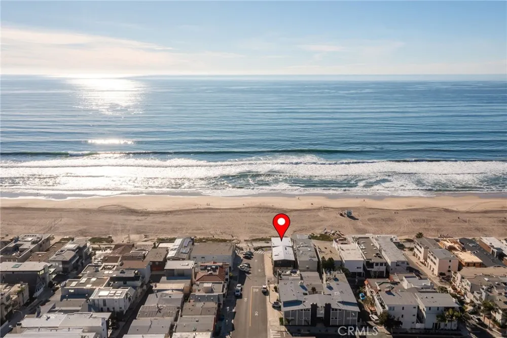 2200 The Strand #A Manhattan Beach, CA 90266