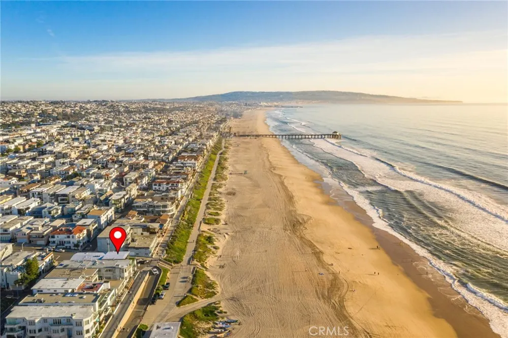 2200 The Strand #A Manhattan Beach, CA 90266
