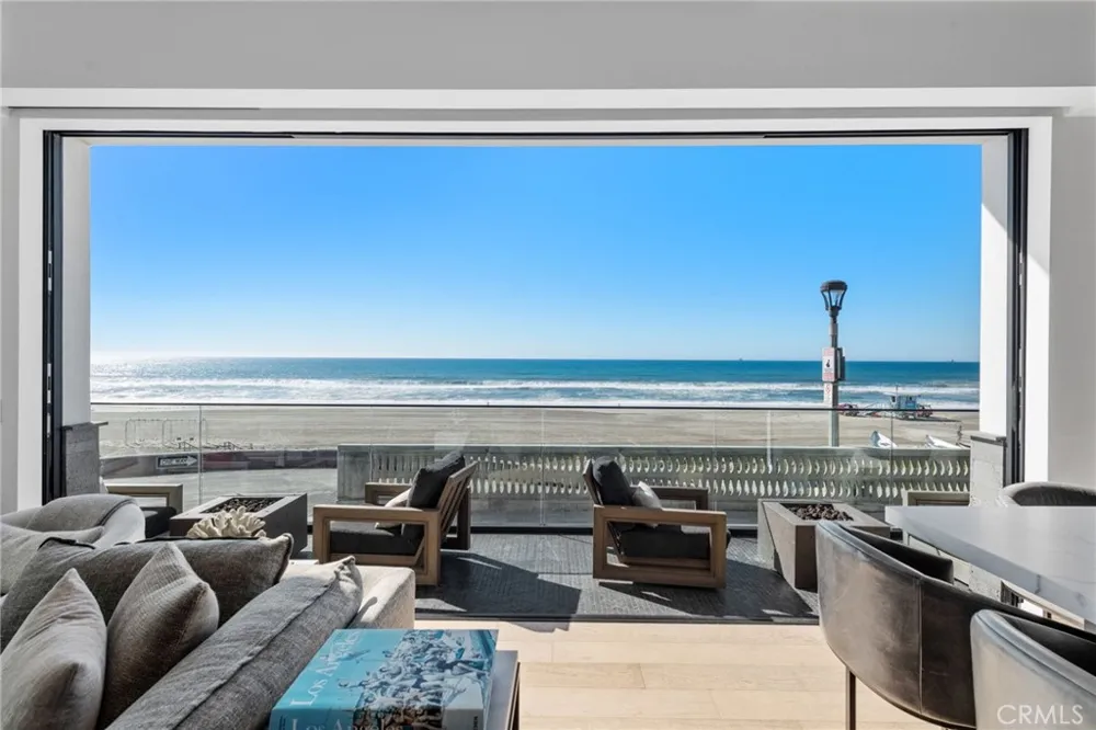 2200 The Strand #A Manhattan Beach, CA 90266
