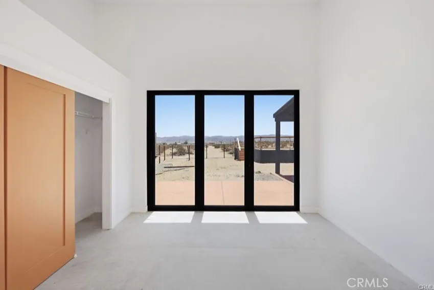 62761 La Crescenta Joshua Tree, CA 92252