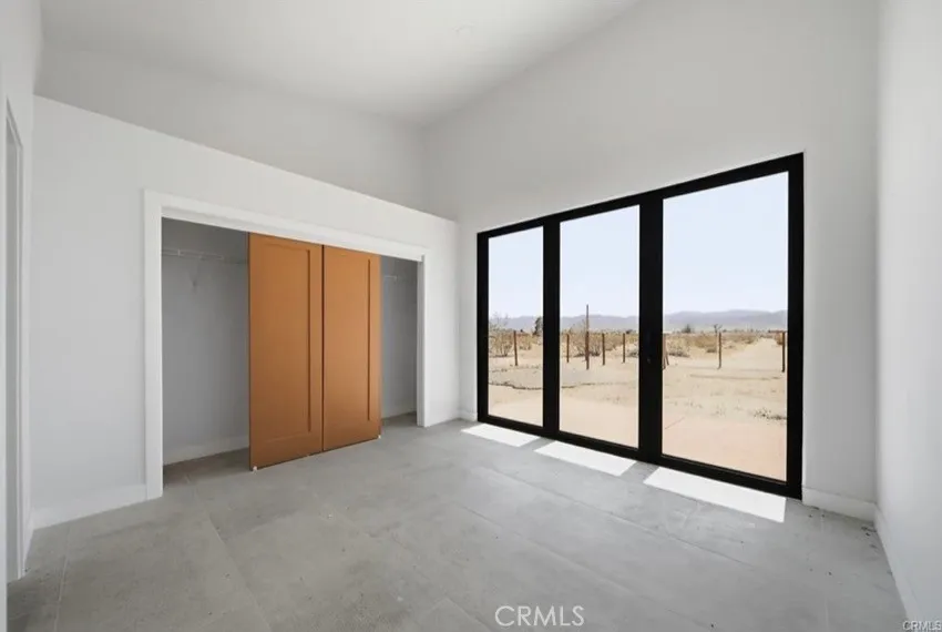 62761 La Crescenta Joshua Tree, CA 92252