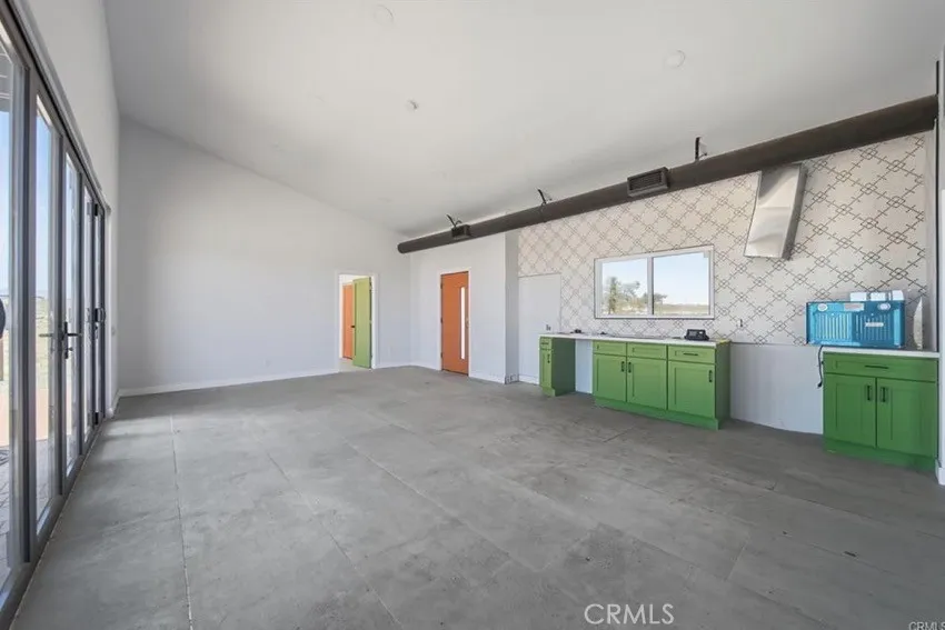 62761 La Crescenta Joshua Tree, CA 92252