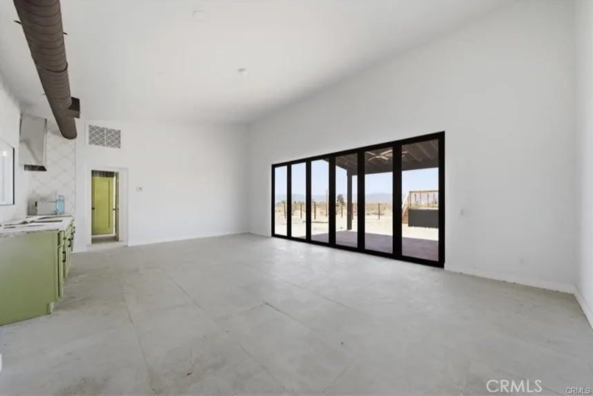 62761 La Crescenta Joshua Tree, CA 92252