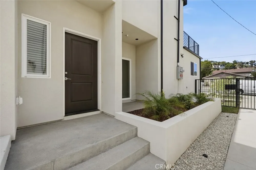 24222 Ocean Avenue Torrance, CA 90505