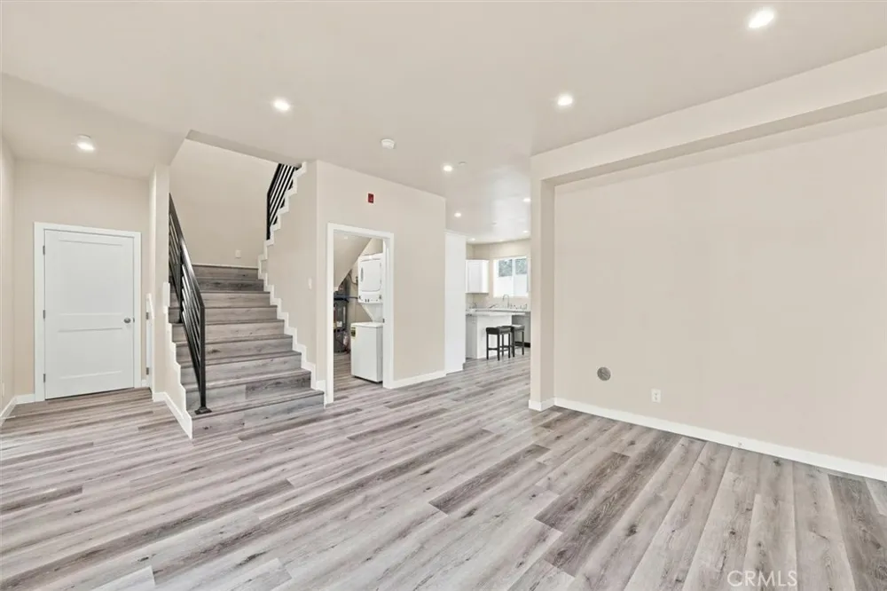 24222 Ocean Avenue Torrance, CA 90505