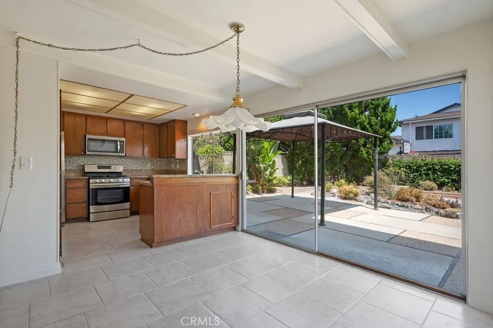 1151 Oakfair Harbor City, CA 90710