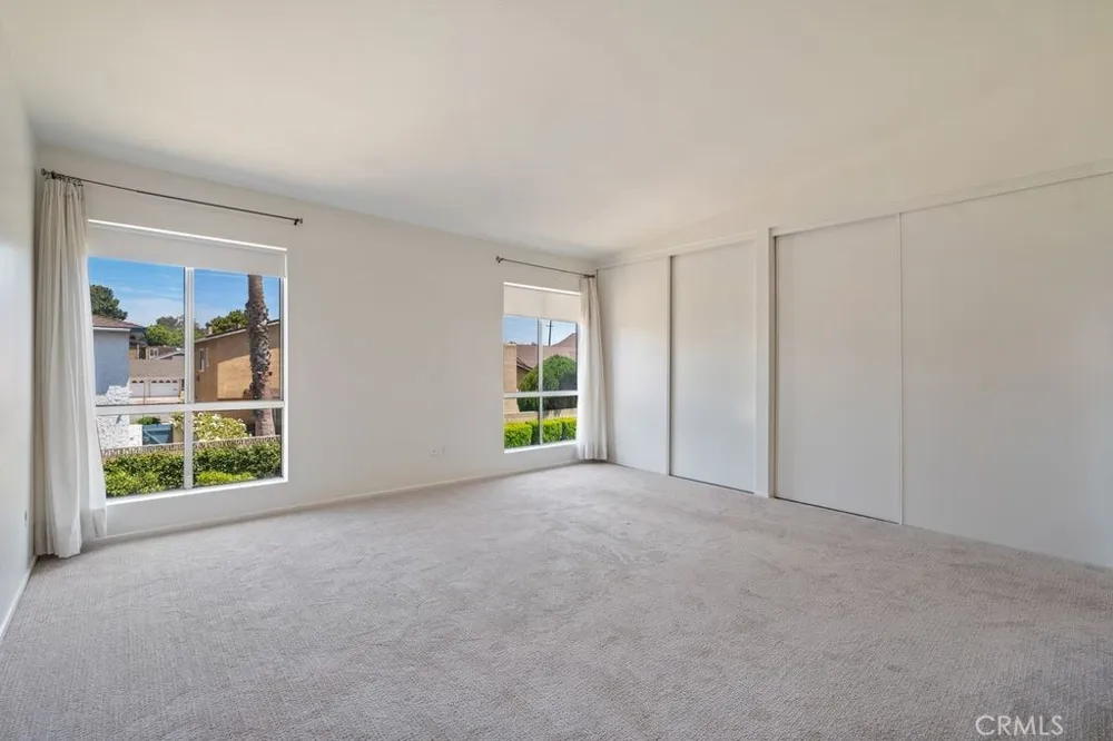 1151 Oakfair Harbor City, CA 90710