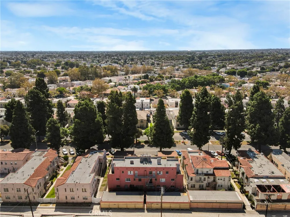 4261 Leimert Boulevard Los Angeles, CA 90008