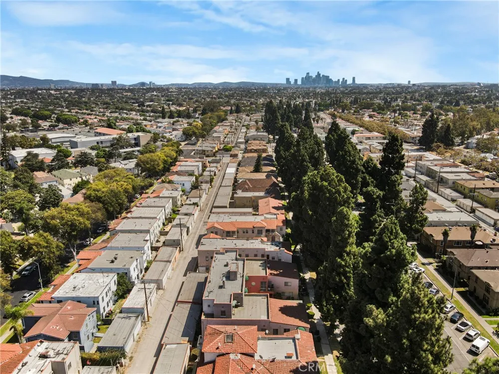 4261 Leimert Boulevard Los Angeles, CA 90008