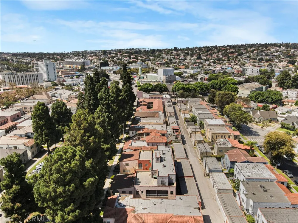 4261 Leimert Boulevard Los Angeles, CA 90008