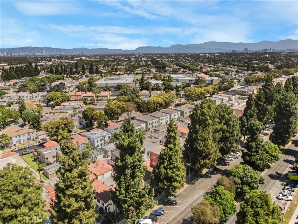 4261 Leimert Boulevard Los Angeles, CA 90008