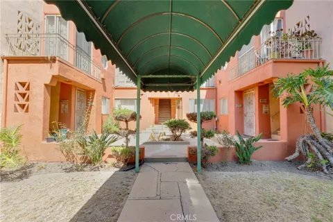 4261 Leimert Boulevard