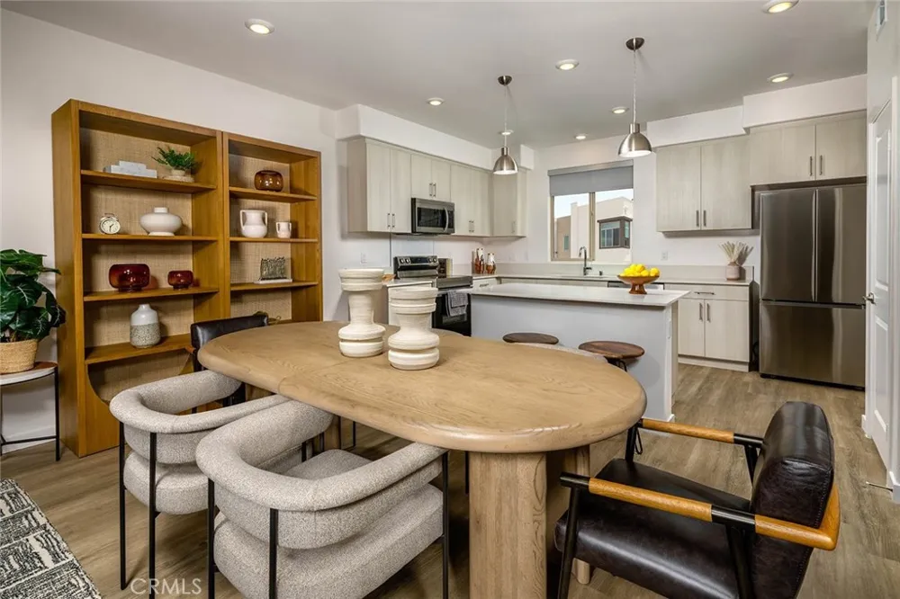 1575 W Vista Way San Pedro, CA 90732