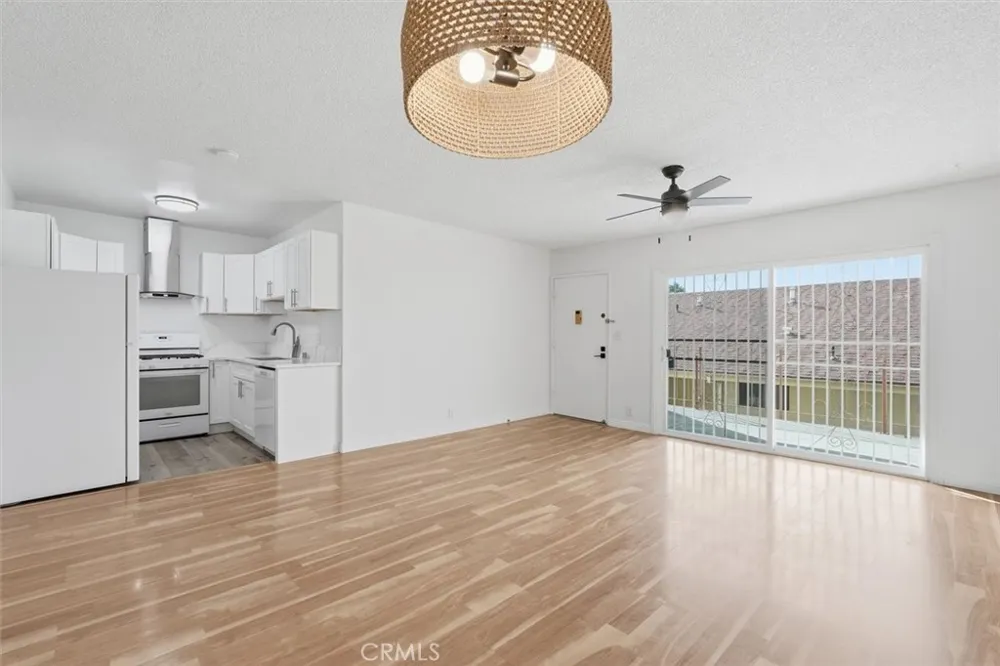 1036 Magnolia #207 Gardena, CA 90247