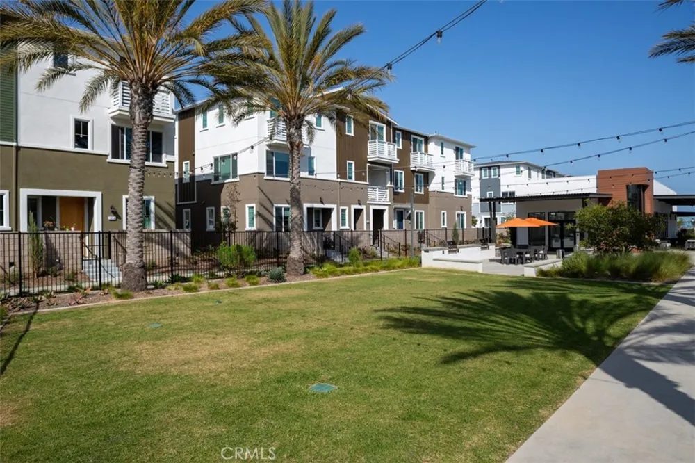 27866 S Viewpoint Drive San Pedro, CA 90732