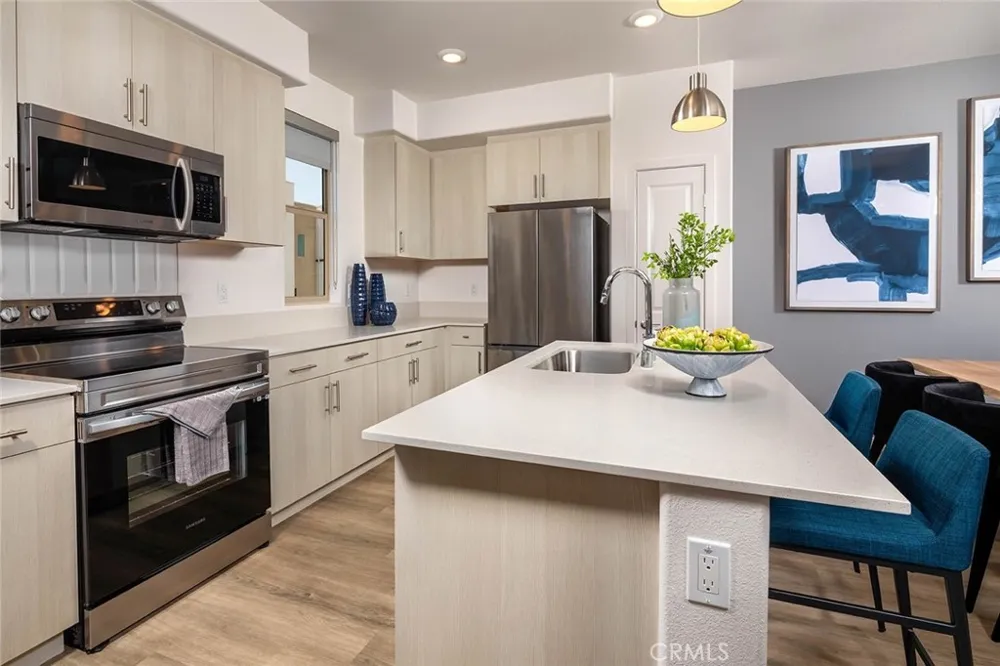 27866 S Viewpoint Drive San Pedro, CA 90732