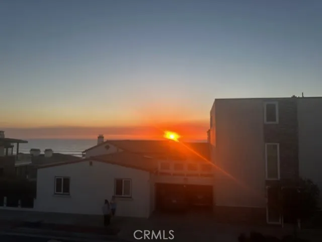 3302 Manhattan Manhattan Beach, CA 90266