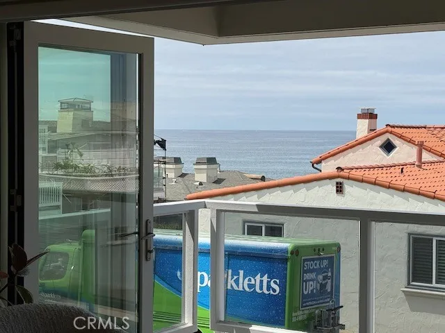 3302 Manhattan Manhattan Beach, CA 90266