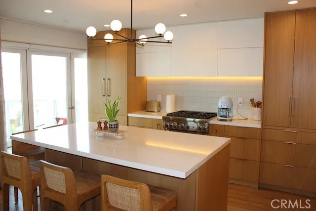 3302 Manhattan Manhattan Beach, CA 90266